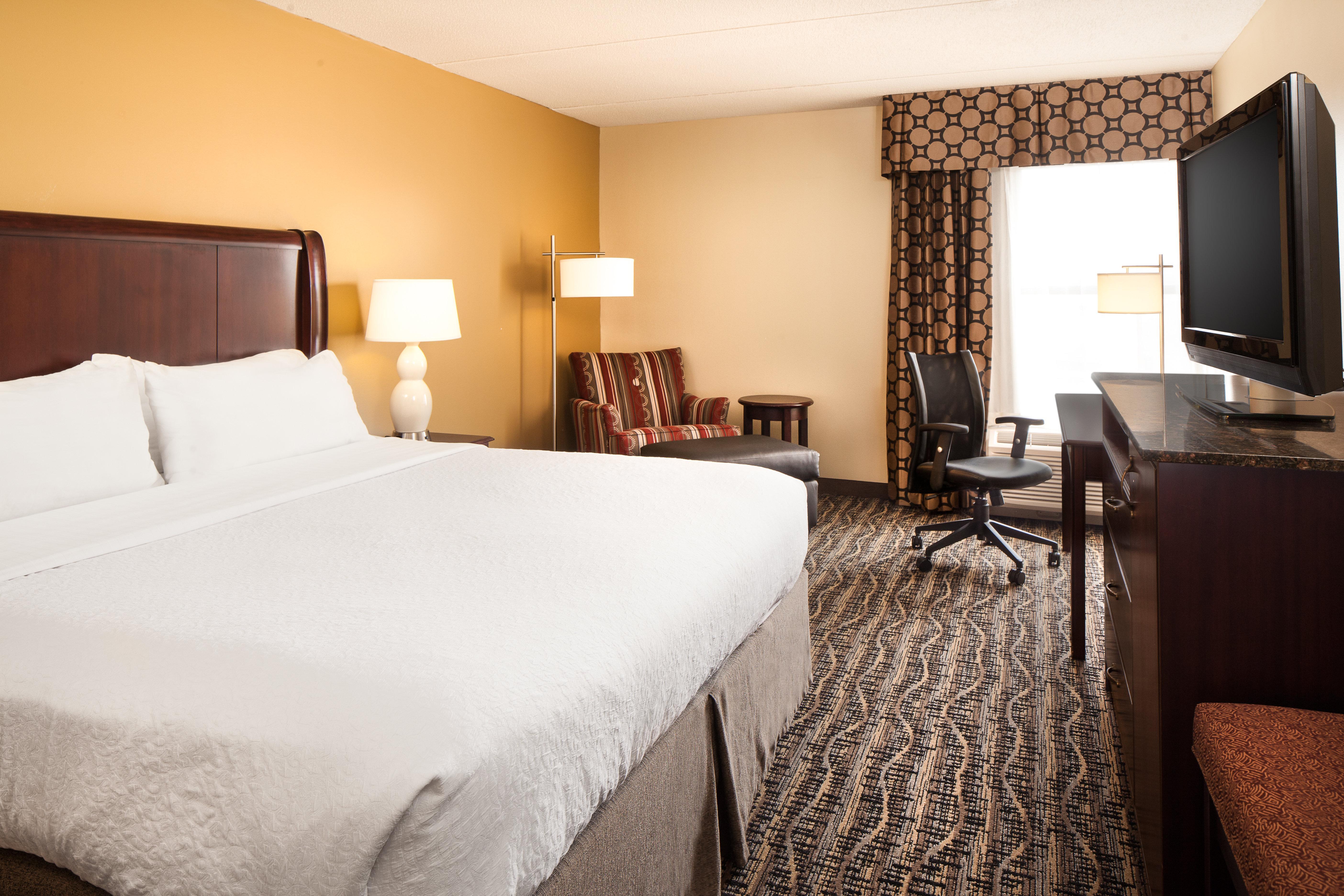 Holiday Inn Dubuque/Galena By Ihg Екстериор снимка