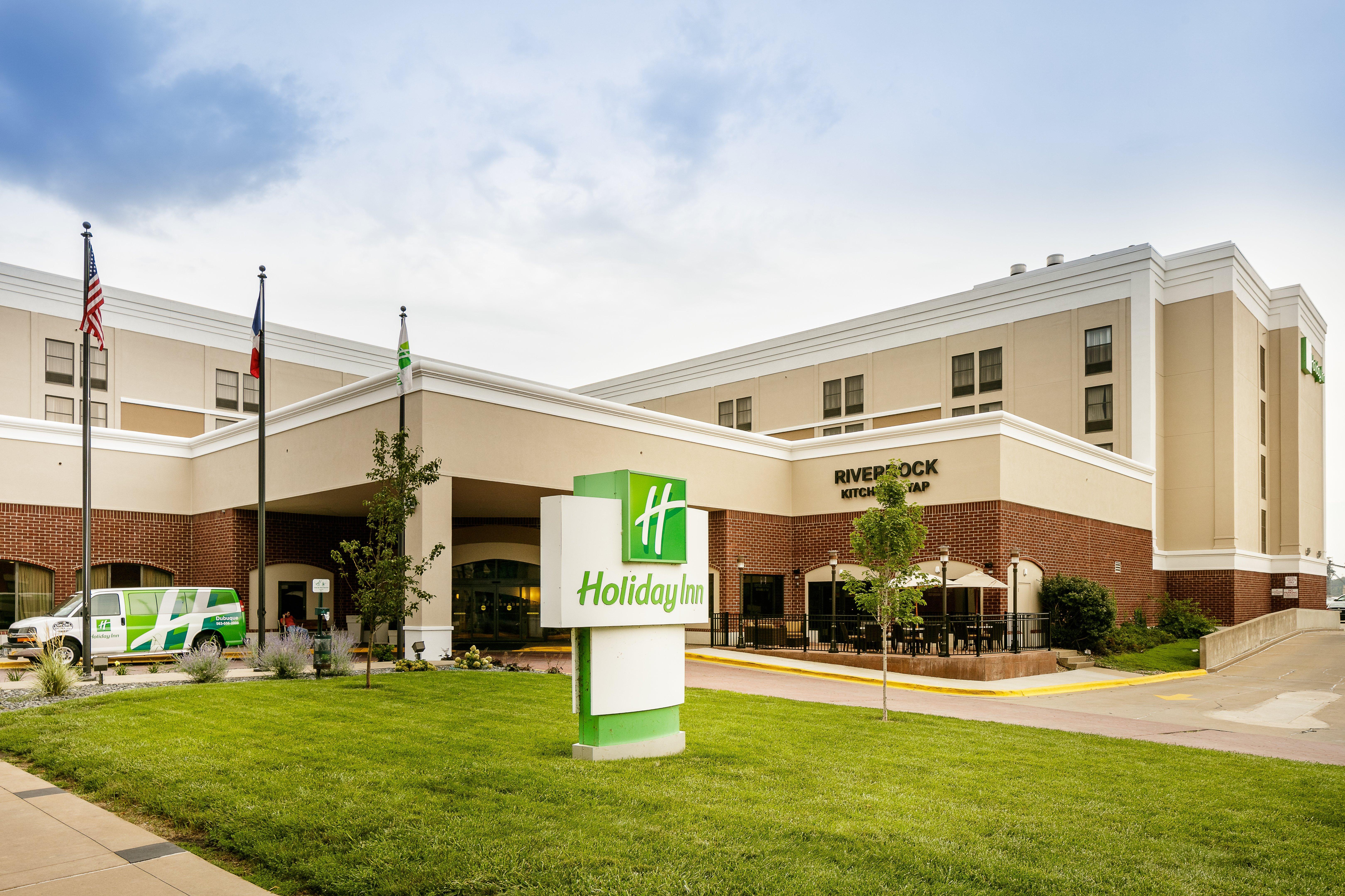Holiday Inn Dubuque/Galena By Ihg Екстериор снимка